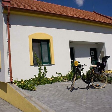 Apartmány U Zámečku Hlohovec Kültér fotó